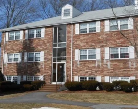 68 Edgelawn Avenue North Andover MA 01845