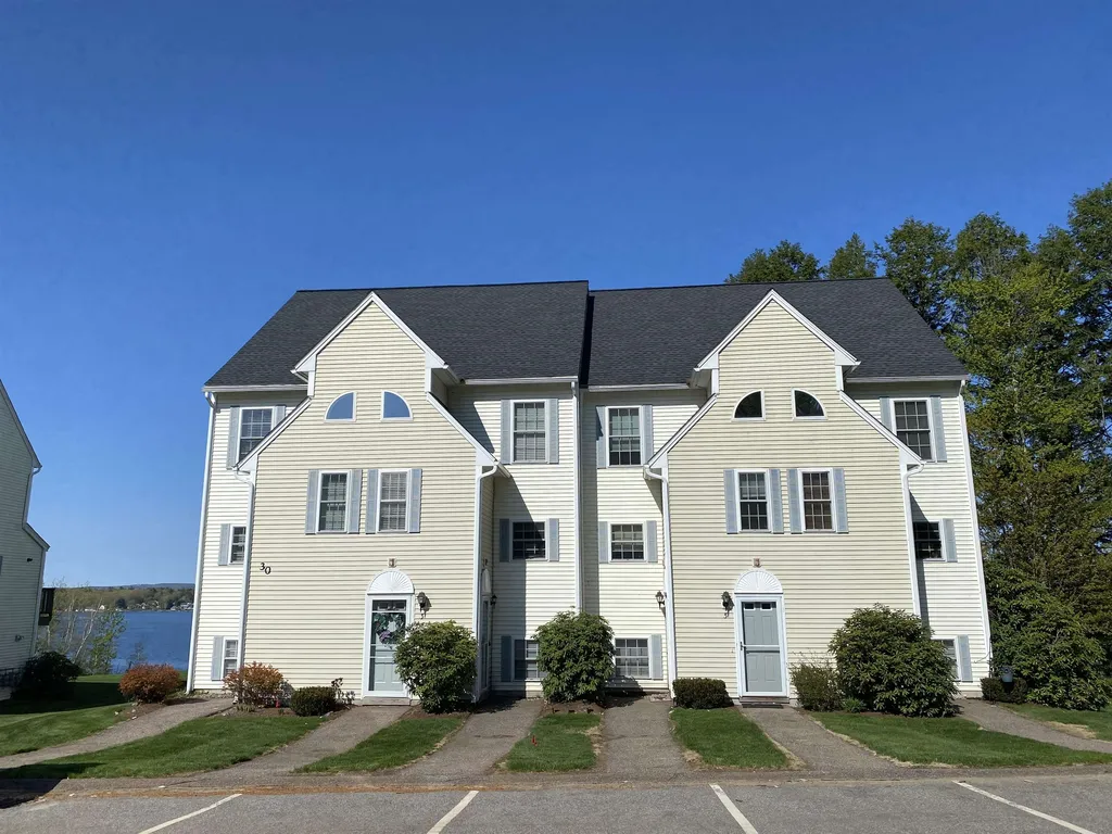 30 Brady Way Laconia NH 03246