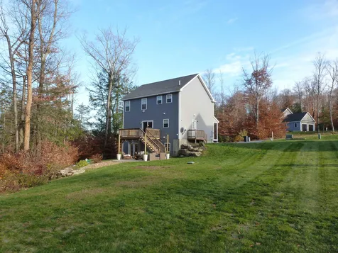 107 Hartford Brook Road Deerfield NH 03037