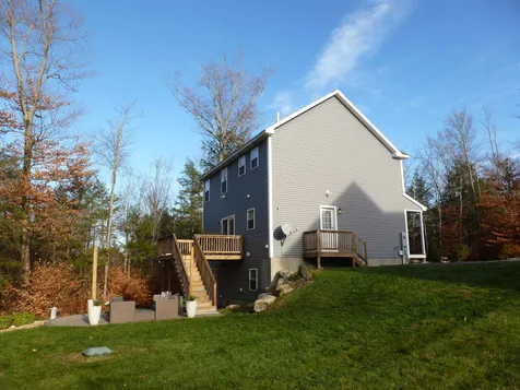 107 Hartford Brook Road Deerfield NH 03037