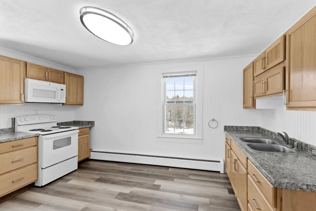 95 Tolend Road Dover NH 03820