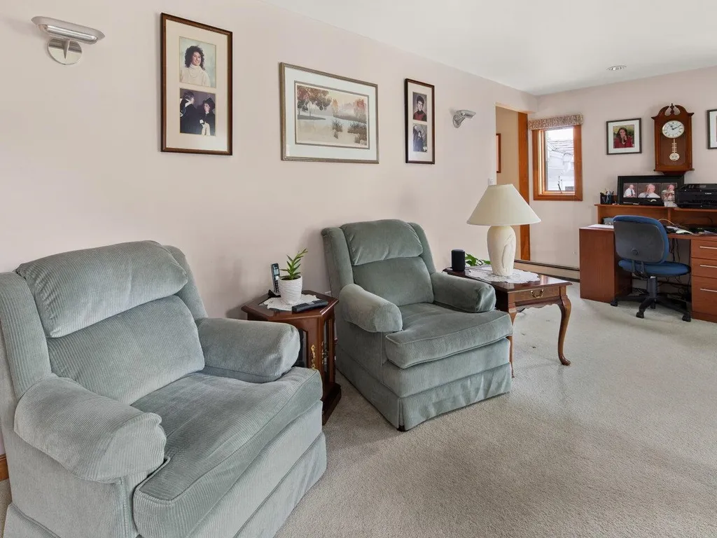 651 Falls Road Shelburne VT 05482