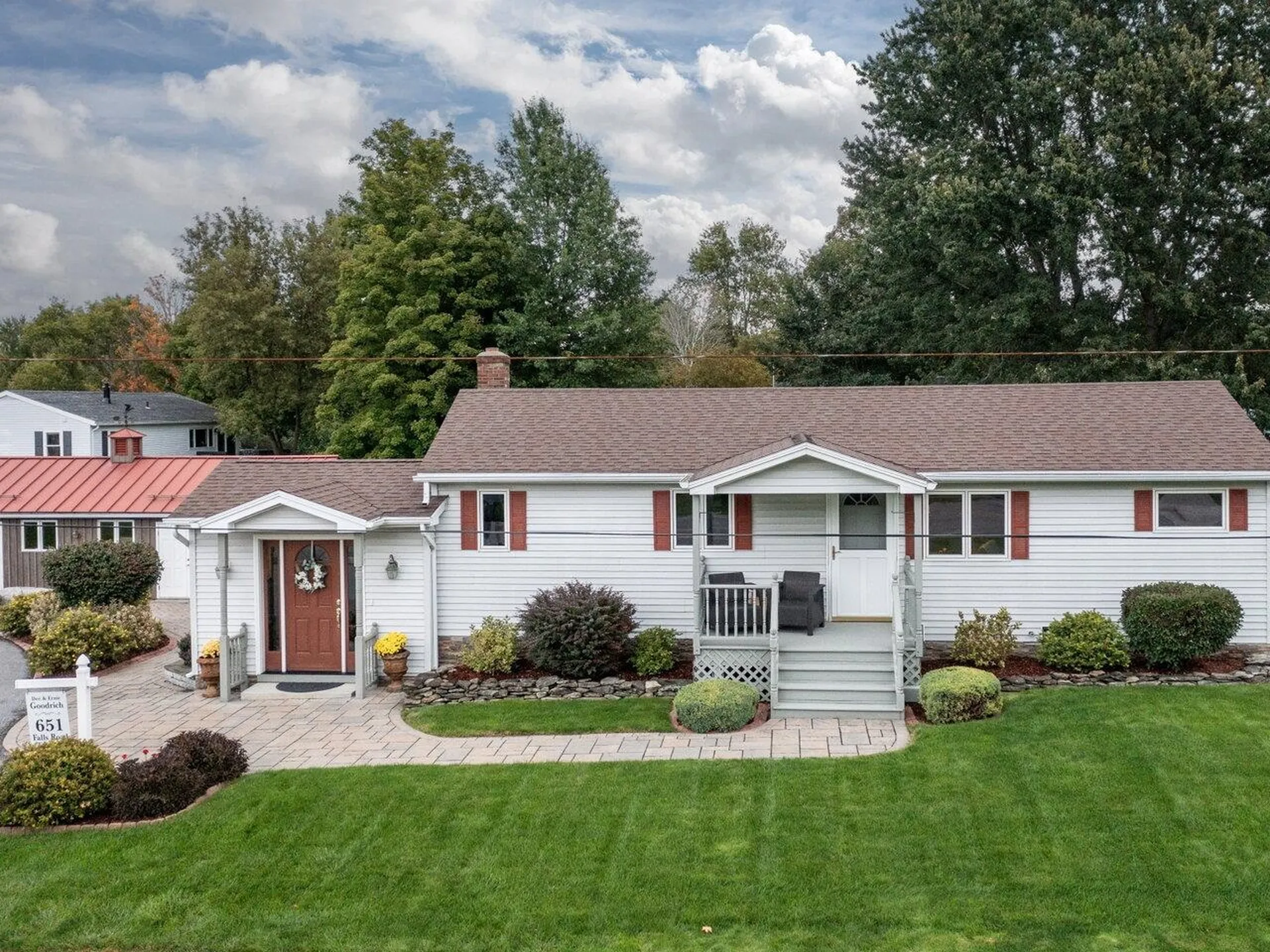 651 Falls Road Shelburne VT 05482