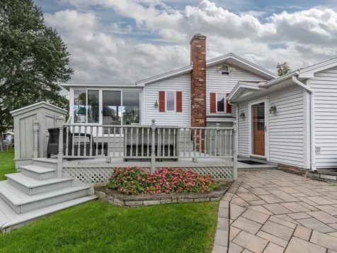 651 Falls Road Shelburne VT 05482