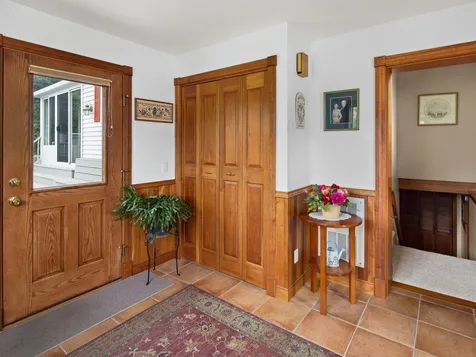651 Falls Road Shelburne VT 05482