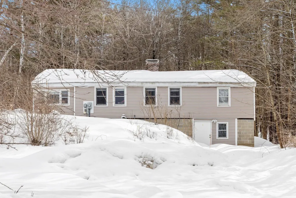130 Thompson Street Ashland NH 03217