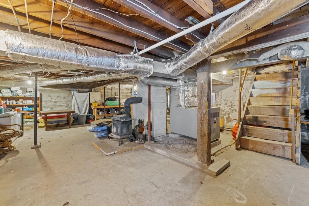 130 Thompson Street Ashland NH 03217