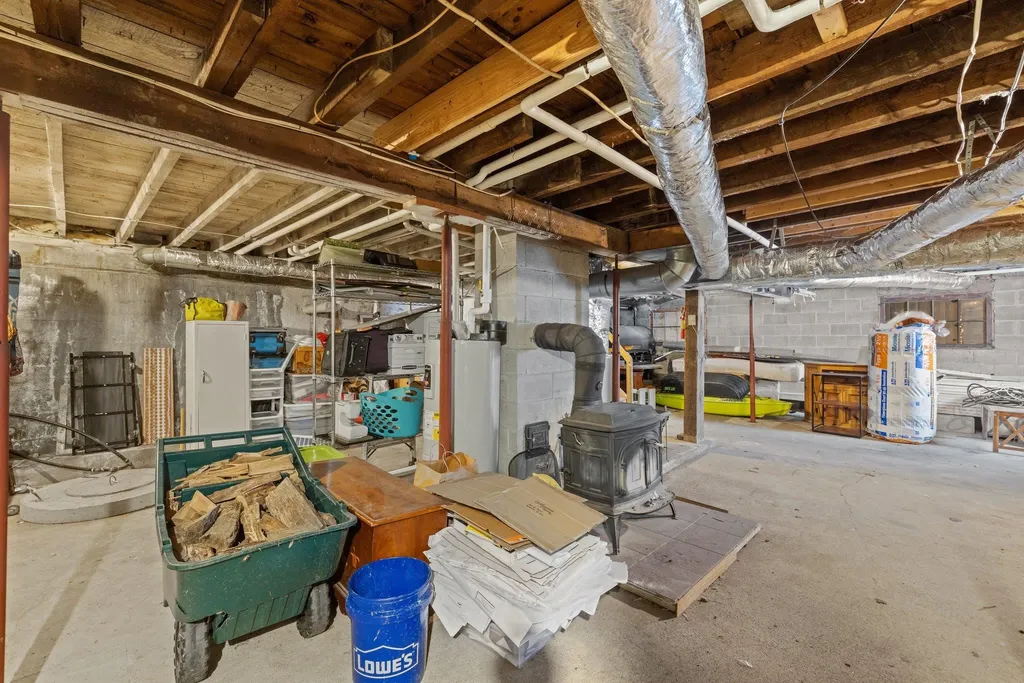130 Thompson Street Ashland NH 03217