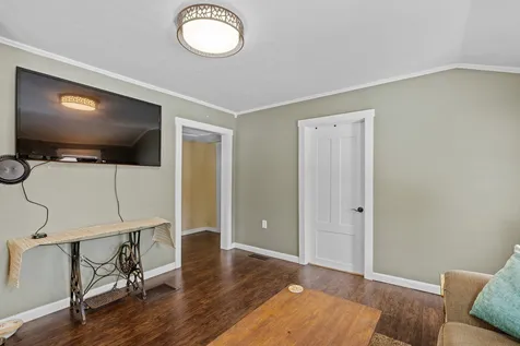 130 Thompson Street Ashland NH 03217