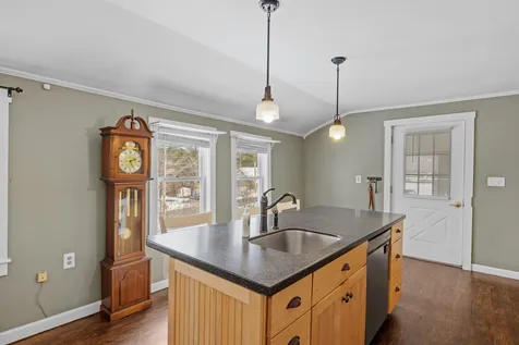 130 Thompson Street Ashland NH 03217