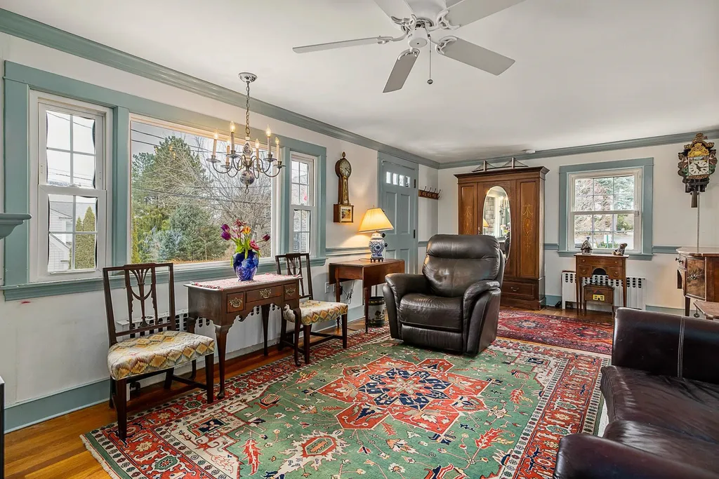 7 Piscataqua Street New Castle NH 03854