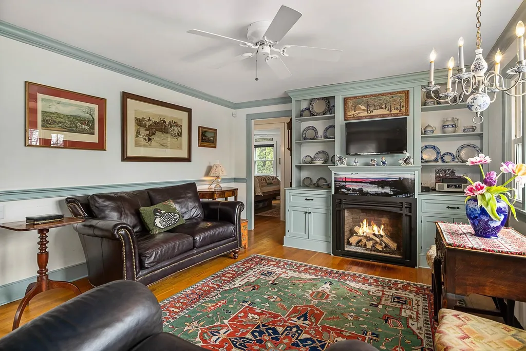 7 Piscataqua Street New Castle NH 03854