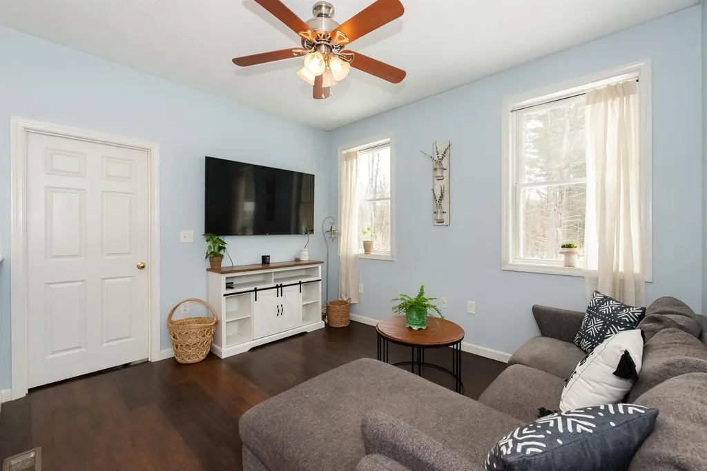 69 Parker Mountain Road Strafford NH 03884