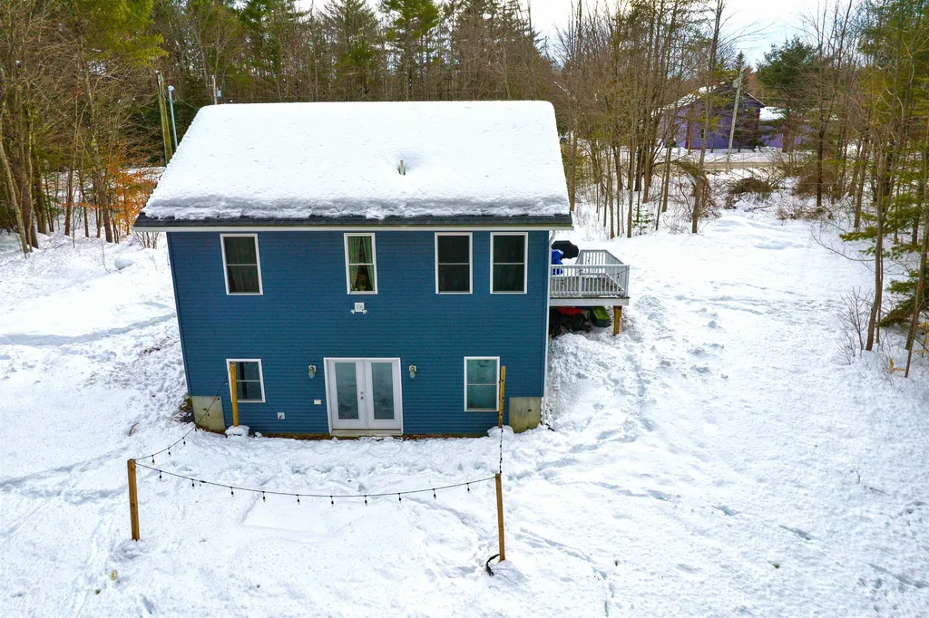 69 Parker Mountain Road Strafford NH 03884