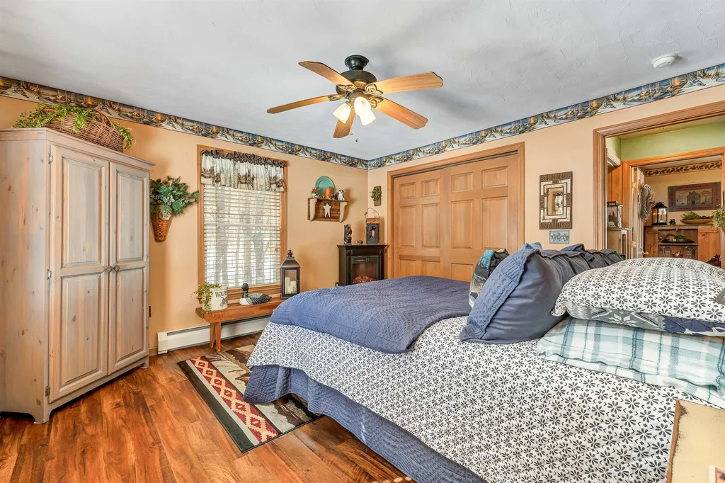 15 Friar Tuck Way Wolfeboro NH 03894