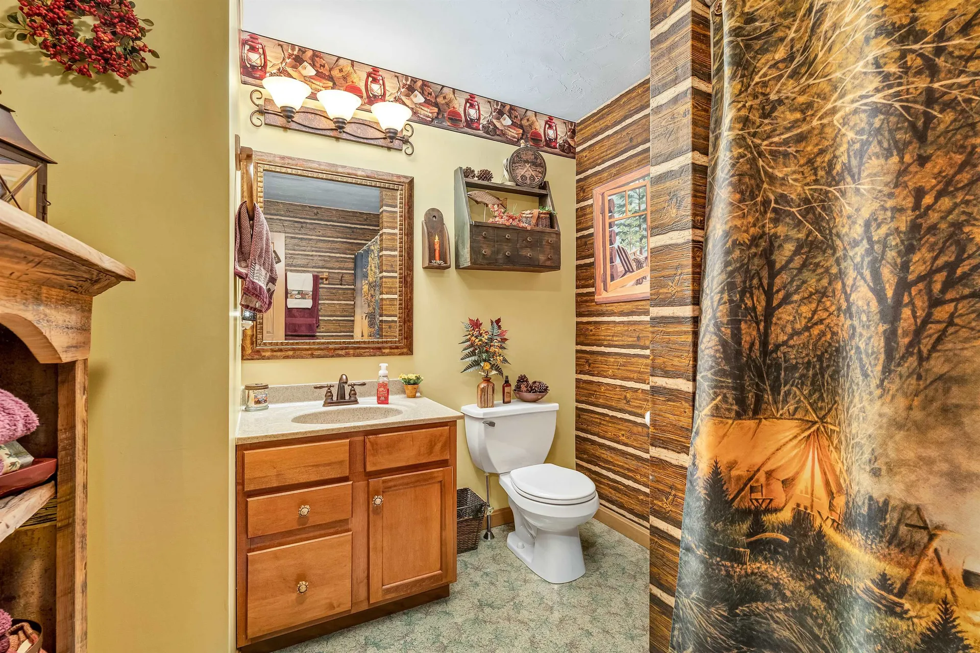 15 Friar Tuck Way Wolfeboro NH 03894