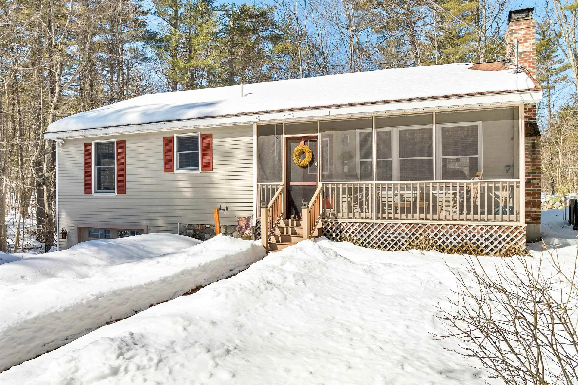 15 Friar Tuck Way Wolfeboro NH 03894