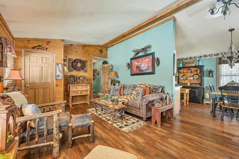 15 Friar Tuck Way Wolfeboro NH 03894