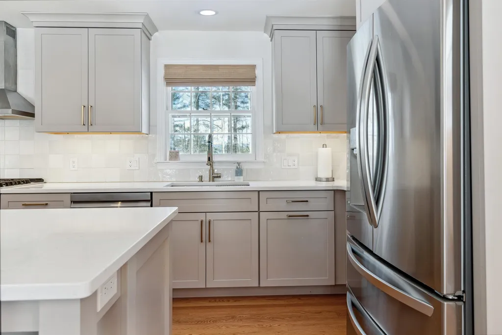 11 Haskins Road Hanover NH 03755
