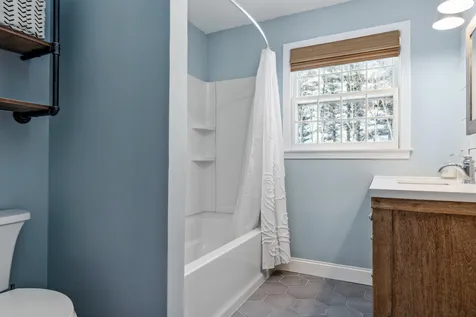 11 Haskins Road Hanover NH 03755
