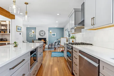 11 Haskins Road Hanover NH 03755