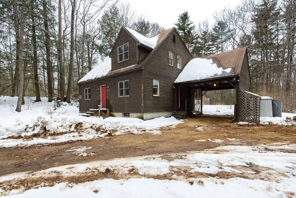127 Chesley Drive Barrington NH 03825