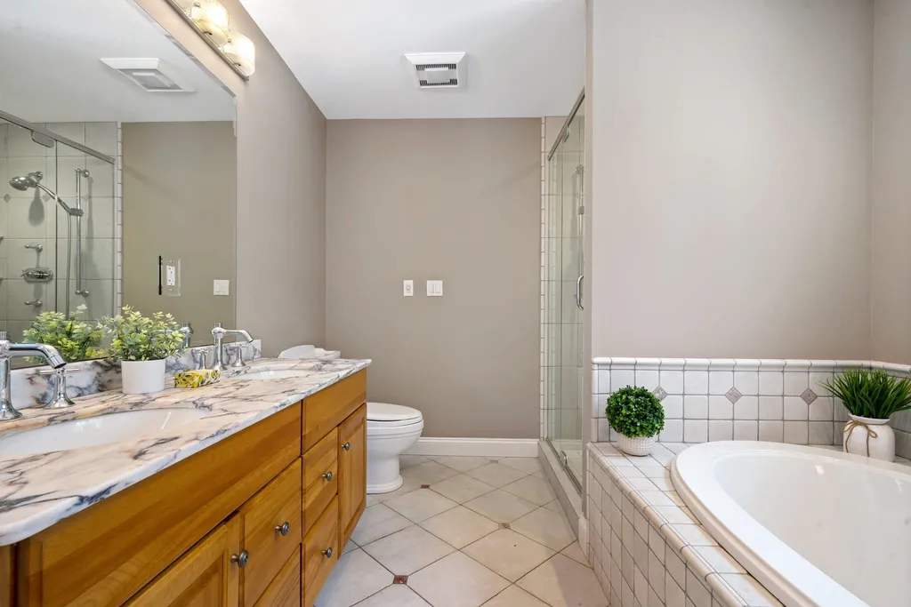 15 Arlington Drive Dover NH 03820