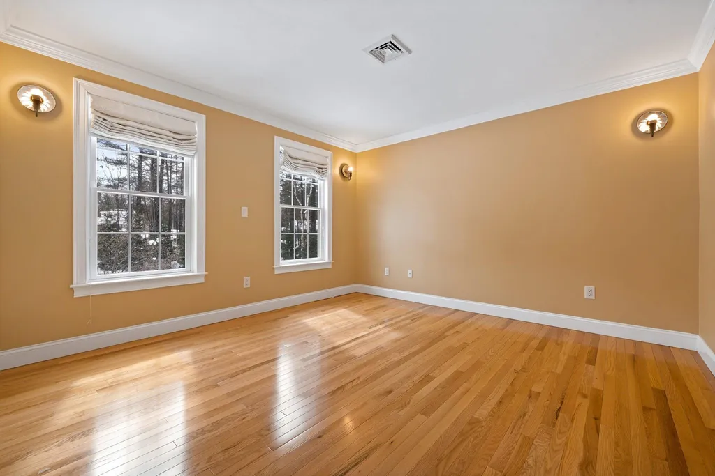 15 Arlington Drive Dover NH 03820