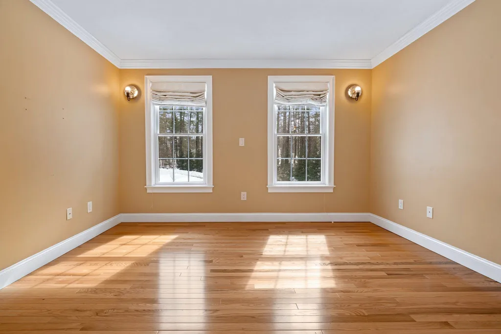 15 Arlington Drive Dover NH 03820