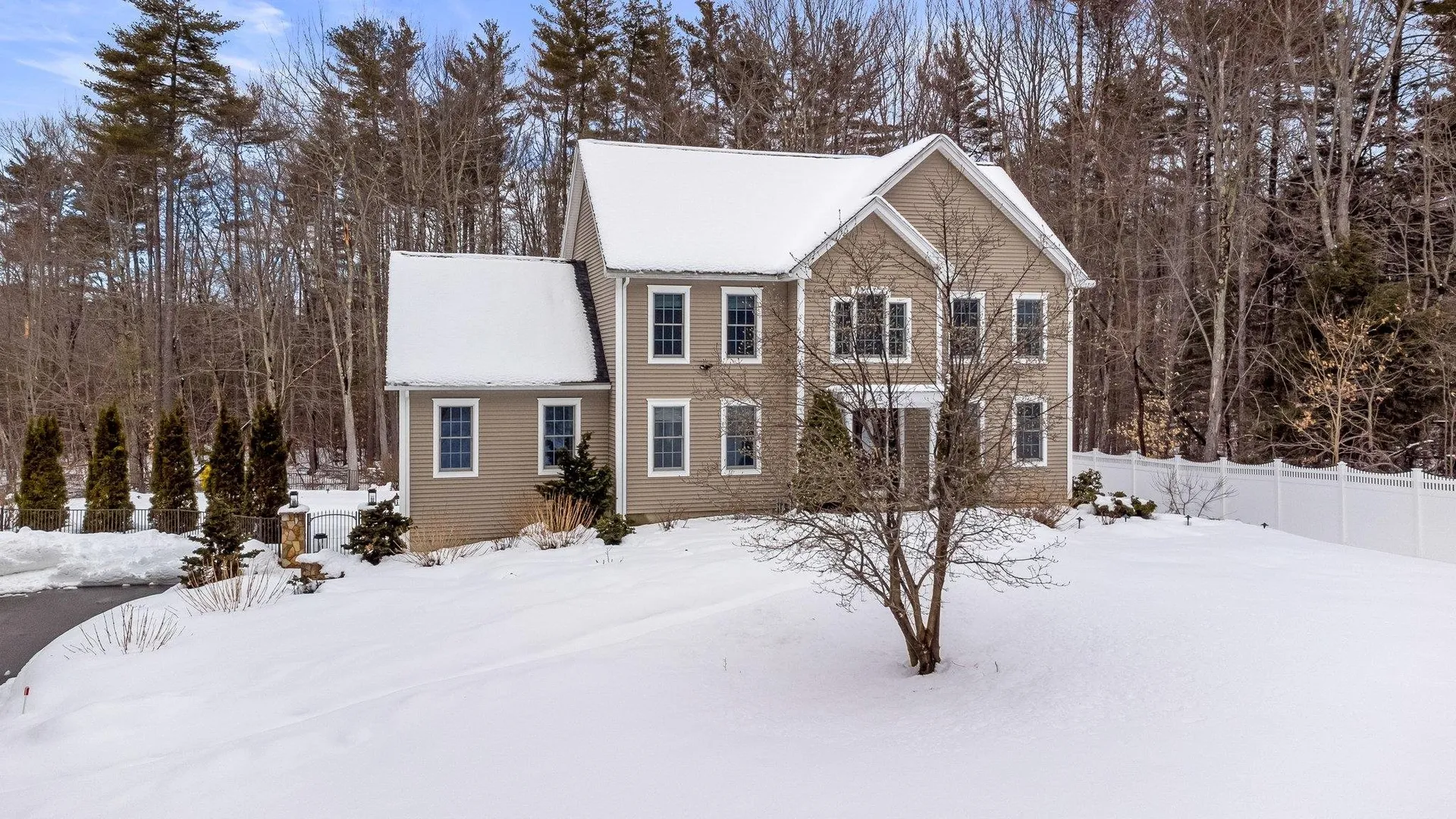 15 Arlington Drive Dover NH 03820