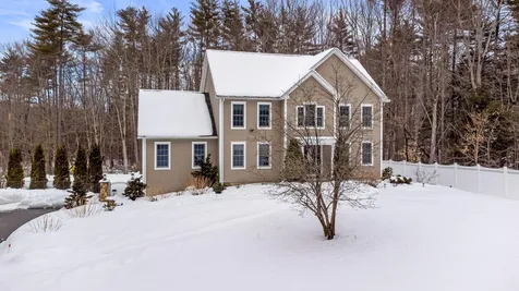 15 Arlington Drive Dover NH 03820