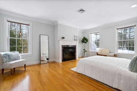 15 Arlington Drive Dover NH 03820