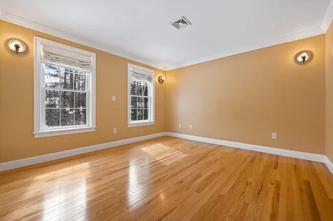 15 Arlington Drive Dover NH 03820