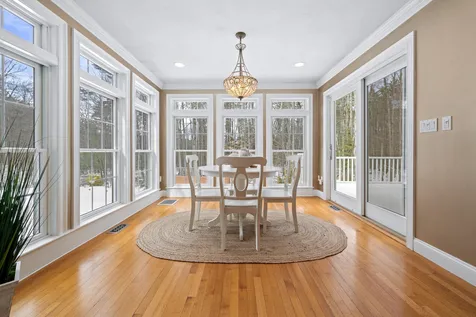 15 Arlington Drive Dover NH 03820