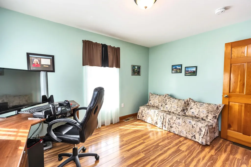 80 Center Road Milford NH 03055