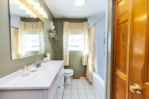 80 Center Road Milford NH 03055