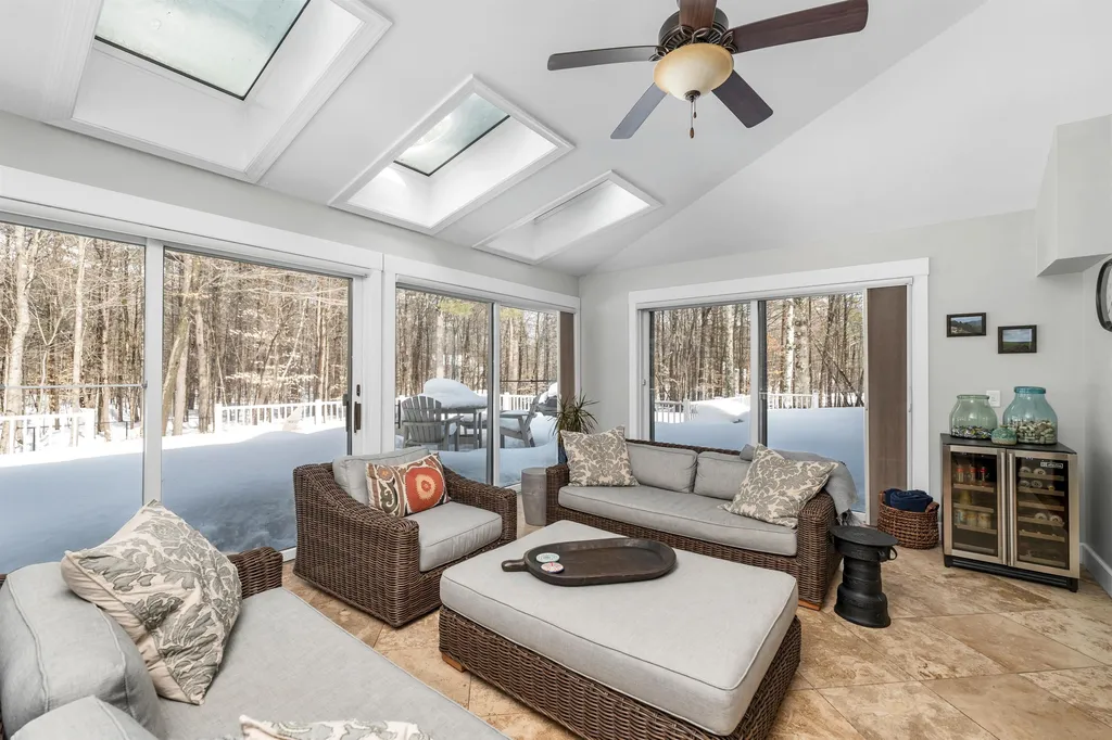 11 Sturrock Place Gilford NH 03249