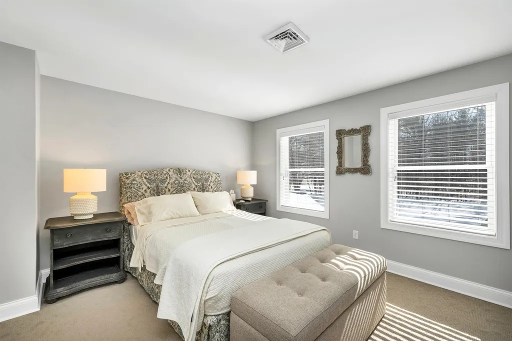 11 Sturrock Place Gilford NH 03249