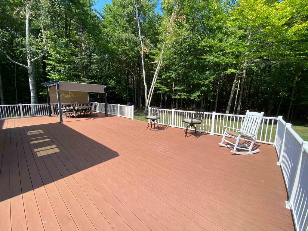 11 Sturrock Place Gilford NH 03249