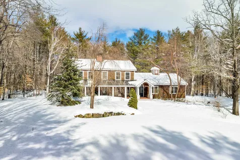 11 Sturrock Place Gilford NH 03249