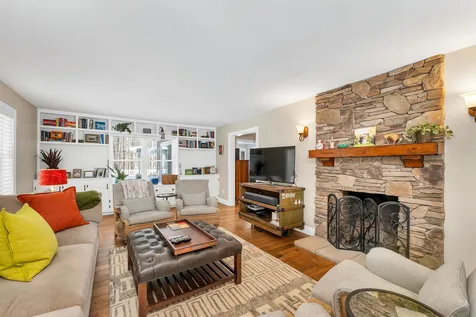 11 Sturrock Place Gilford NH 03249