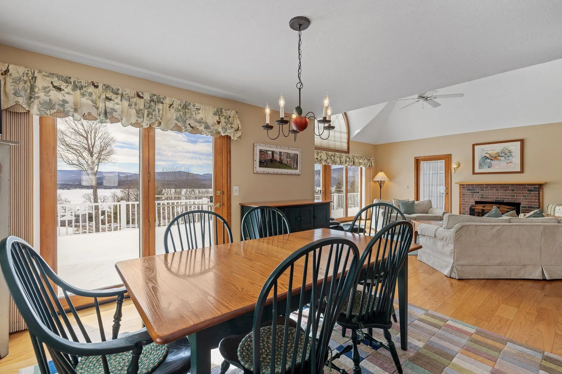 22 Mohawk Trail Bridgewater NH 03222