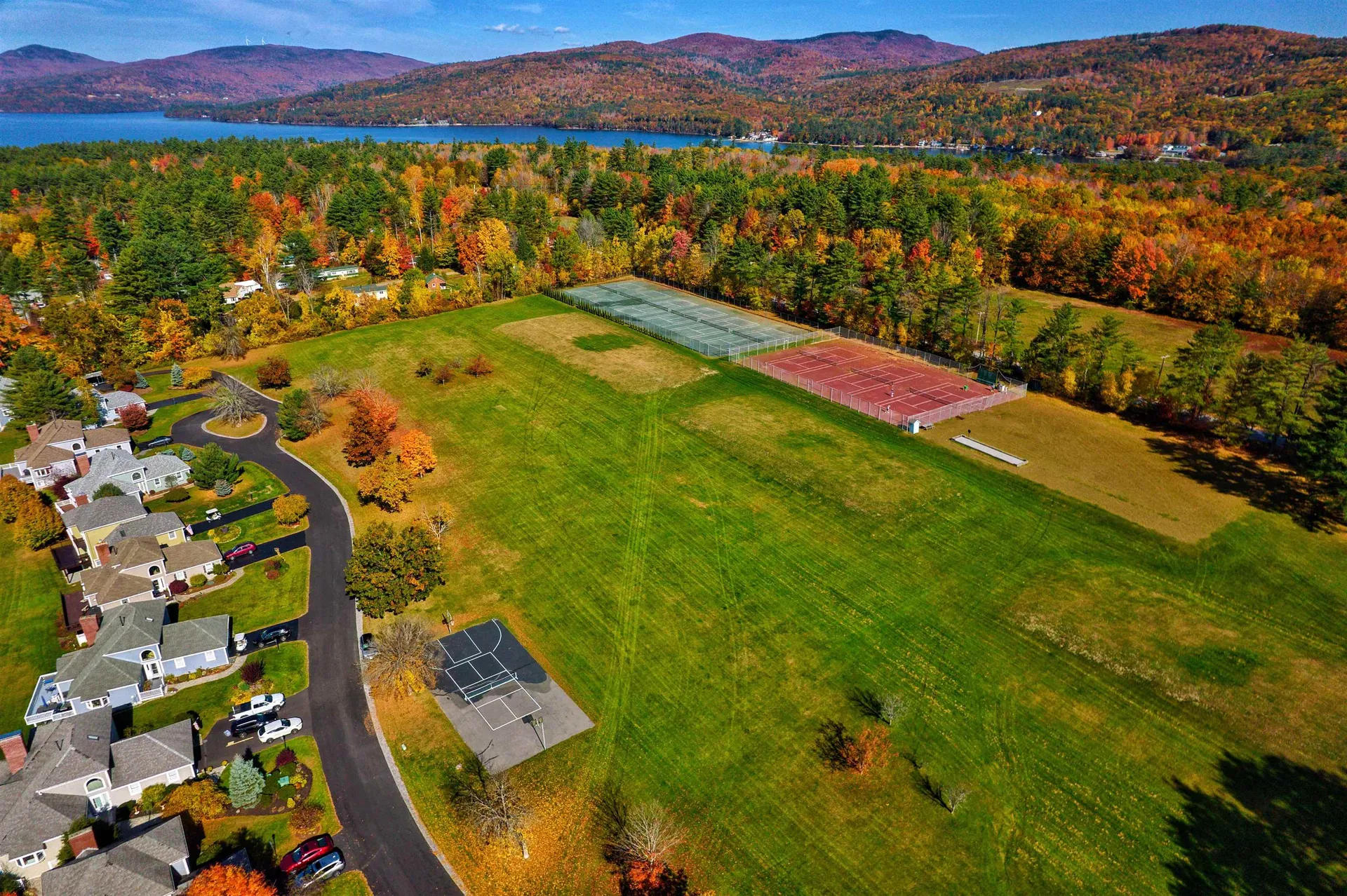 22 Mohawk Trail Bridgewater NH 03222