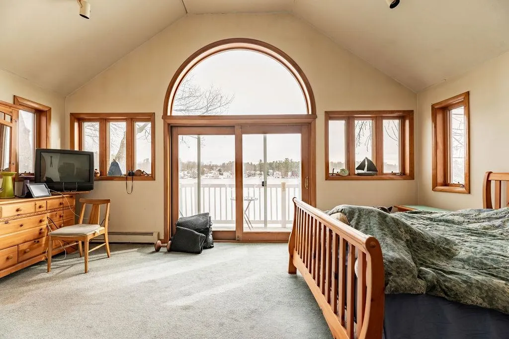 19 Rocky Ridge Road Windham NH 03087