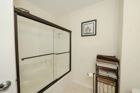 24 Dillon Way Laconia NH 03246