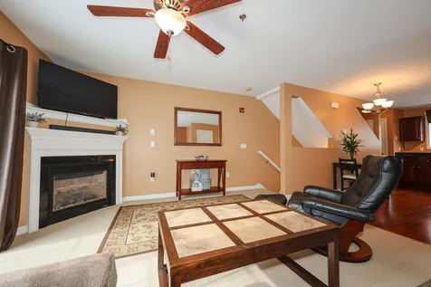 24 Dillon Way Laconia NH 03246