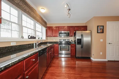 24 Dillon Way Laconia NH 03246