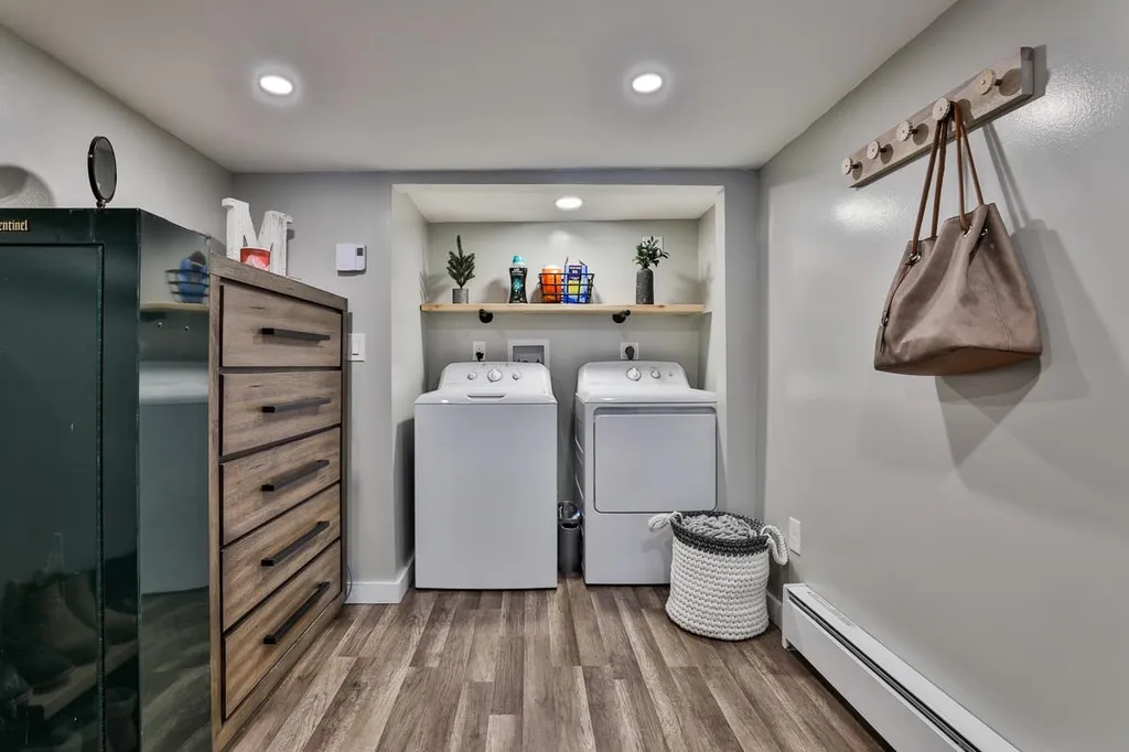 59 Oak Street Milford NH 03055