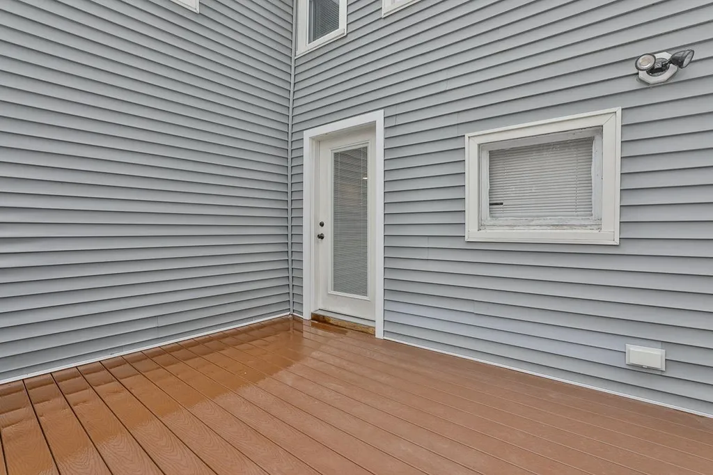 59 Oak Street Milford NH 03055