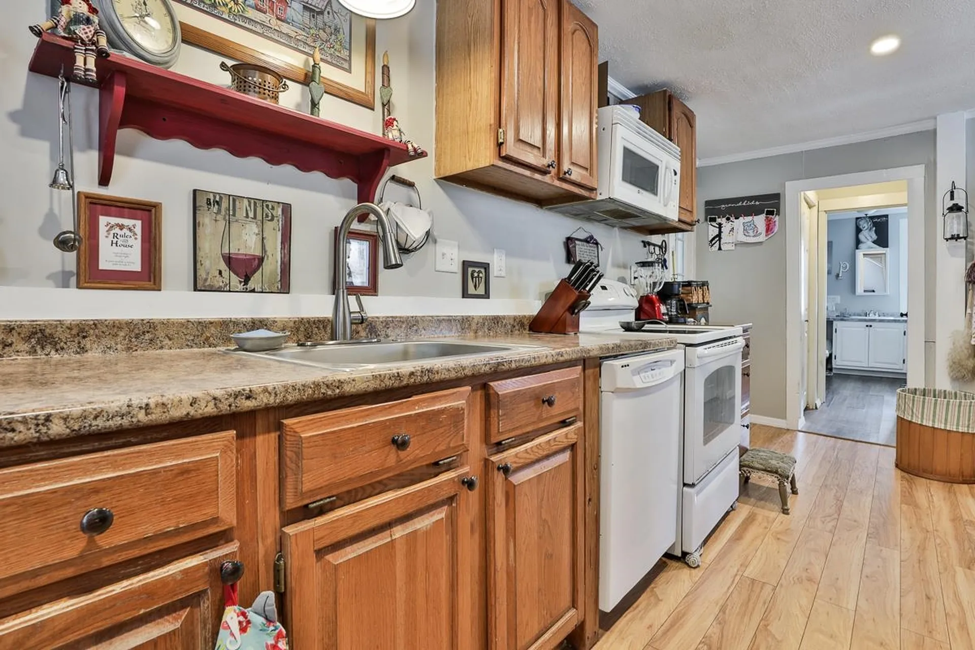59 Oak Street Milford NH 03055